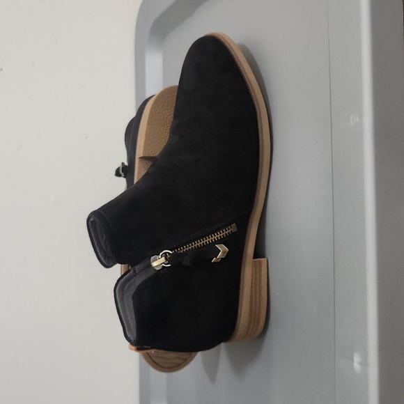 Womens Dr. Scholl's Astir Suede Black Bootie size 8 1/2 W - Picture 1 of 14